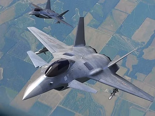 Ngoài ra, trong dự án J-XX của Trung Quốc còn có sự xuất hiện của một máy bay có tên J-14. Đây là chiếc chiến đấu cơ có thiết kế của cả J-13 và J-12 nhưng có hai động cơ. Dự án J-14 của Trung Quốc đã được bắt đầu từ năm 2009, tuy nhiên tới nay vẫn chưa có bất cứ thông tin nào có căn cứ về việc dự án này đang được tiếp tục hoặc đã dừng lại. Nguồn ảnh: Pinterest.