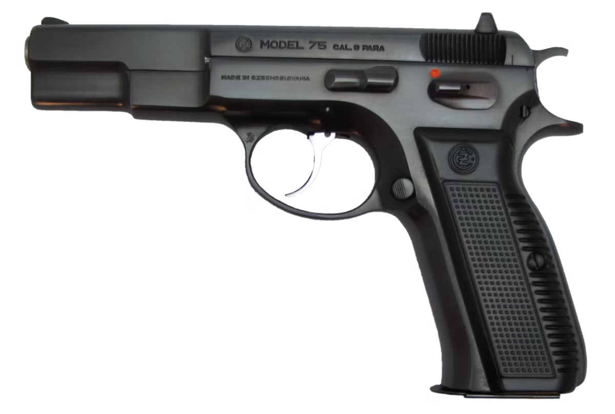 CZ-75 đang phục vụ cho cảnh sát Czech, cảnh sát Thổ Nhĩ Kỳ, và một số đơn vị cảnh sát tại Mỹ. Súng ngắn CZ-75 hoạt động dựa vào độ bật lại của đạn, có khóa nòng theo tiêu chuẩn khóa hệ thống Browning. Con trượt của súng trượt trên các ray trong khung, hệ thống này giống hệ thống của SIG P210 cho phép súng hoạt động hiệu quả hơn. Nguồn ảnh: commons
