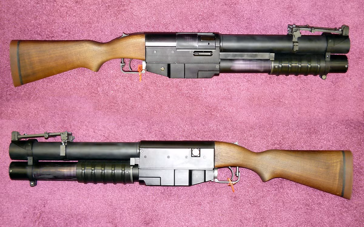 Hiện số lượng những khẩu China Lake còn lại khá hiếm hoi. Người ta chỉ có thể dễ dàng quan sát khẩu súng này tại viện bảo tàng UDT/ SEAL, Fort Pierce, Florida, Hoa Kỳ trong khi khẩu còn lại trưng bày tại bảo tàng Chứng tích chiến tranh, thành phố Hồ Chí Minh, Việt Nam nơi nó được gọi là khẩu M79 cải tiến. Nguồn ảnh: Wikipedia