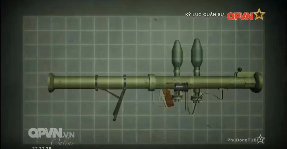 Nguyên mẫu một khẩu Bazooka do quân khí Việt Nam chế tạo trong thời kỳ kháng chiến 9 năm. Đây là khẩu súng chống tăng đầu tiên do Việt Nam tự chế tạo hoàn toàn, có khả năng bắn xa tới 600 mét và xuyên tường gạch dày 75 cm. Nguồn ảnh: QPVN.
