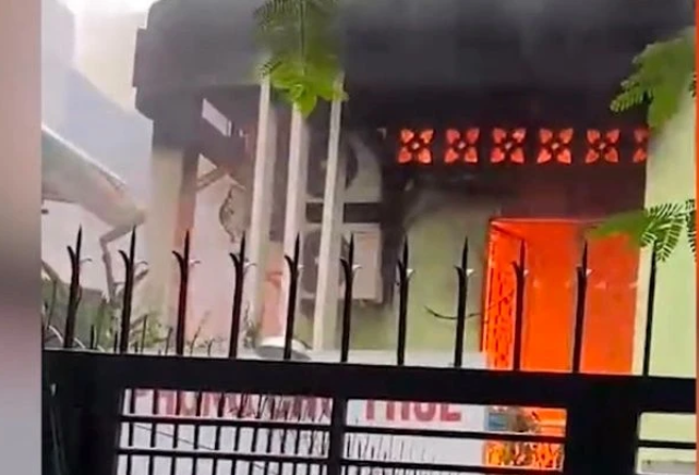  Cháy nhà trọ làm hai người chết: khoảng 7h ngày 29/8, vụ cháy xảy ra tại một khu nhà trọ trên đường Mạc Thiên Tích, phường 11 (quận 5, TP HCM). Đây là khu trọ được nhiều người dân thuê làm nơi lưu trú khi đến khám, điều trị bệnh tại Đại học Y dược. Khi lực lượng chữa cháy chuyên nghiệp tiếp cận hiện trường đã nỗ lực dập lửa. Khi ngọn lửa được khống chế, cơ quan chức năng phát hiện 2 nạn nhân đã tử vong.