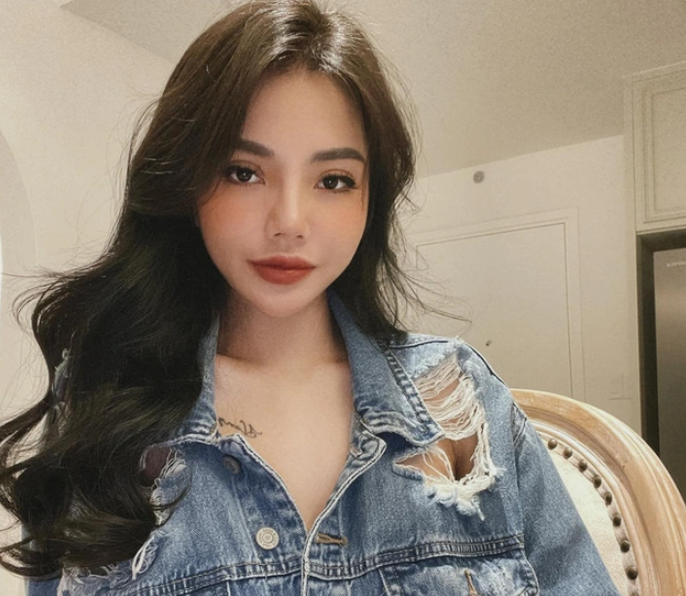  "Hot girl" bán dâm, trộm luôn gần 170 triệu đồng: Ngày 20/8/2021, Công an quận Phú Nhuận, TP.HCM đã tạm giữ Lã Thị Ngọc (SN 1993, ngụ tỉnh Bắc Giang) để điều tra về hành vi "Trộm cắp tài sản". Theo kết quả điều tra ban đầu, Lã Thị Ngọc lấy tên là An trên mạng xã hội kết bạn làm quen với anh Đ.H.N. (SN 1992, ngụ quận Phú Nhuận). Sau một thời gian nói chuyện qua lại, anh N. rủ An tới nhà để tâm sự theo kiểu hình thức mại dâm biến tướng và nhận được sự đồng ý. 