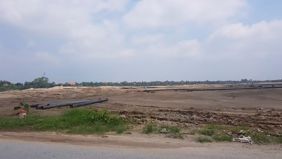 Cty Huu Vang san lap trai phep: Phat 5 trieu... “muoi dot inox“?-Hinh-3