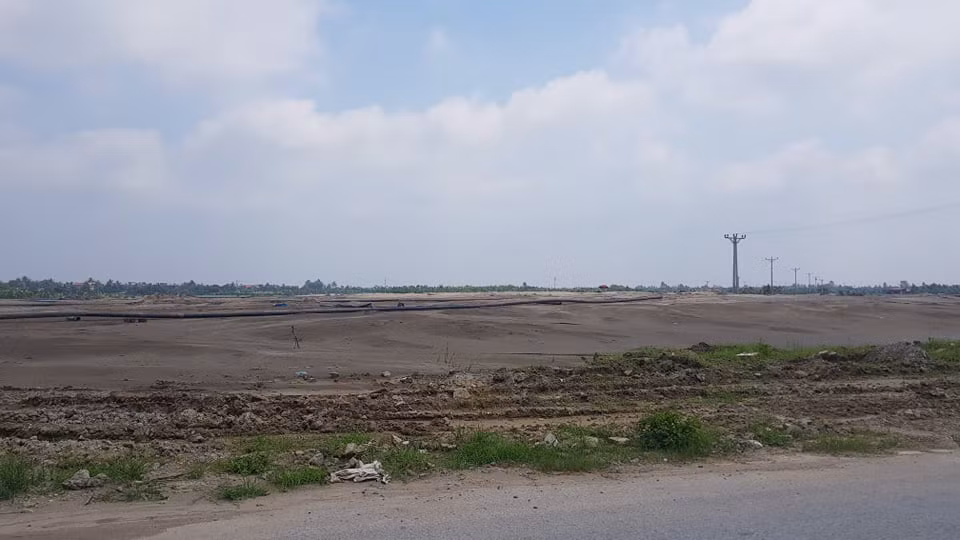 Cty Huu Vang san lap trai phep: Phat 5 trieu... “muoi dot inox“?-Hinh-2