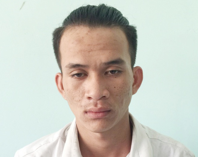  Khởi tố hai đối tượng chém thành viên chốt chống dịch: Hai đối tượng bị khởi tố về tội Cố ý gây thương tích là Lương Bá Đạt (21 tuổi, An Giang) và Trần Thanh Điền (25 tuổi, TP Cần Thơ). Đêm 3/6, Đạt dùng xe chở Điền từ TP Cần Thơ sang thị trấn Núi Sập của huyện Thoại Sơn, An Giang. Sau khi qua khỏi chốt kiểm soát phòng, chống dịch COVID-19 tại khu vực cầu 2 Sảnh, cho rằng bị làm khó, Đạt chở Điền quay lại. Điền dùng dao chém một nhân viên của chốt kiểm soát và bỏ trốn, Đạt bị bắt tại chỗ.