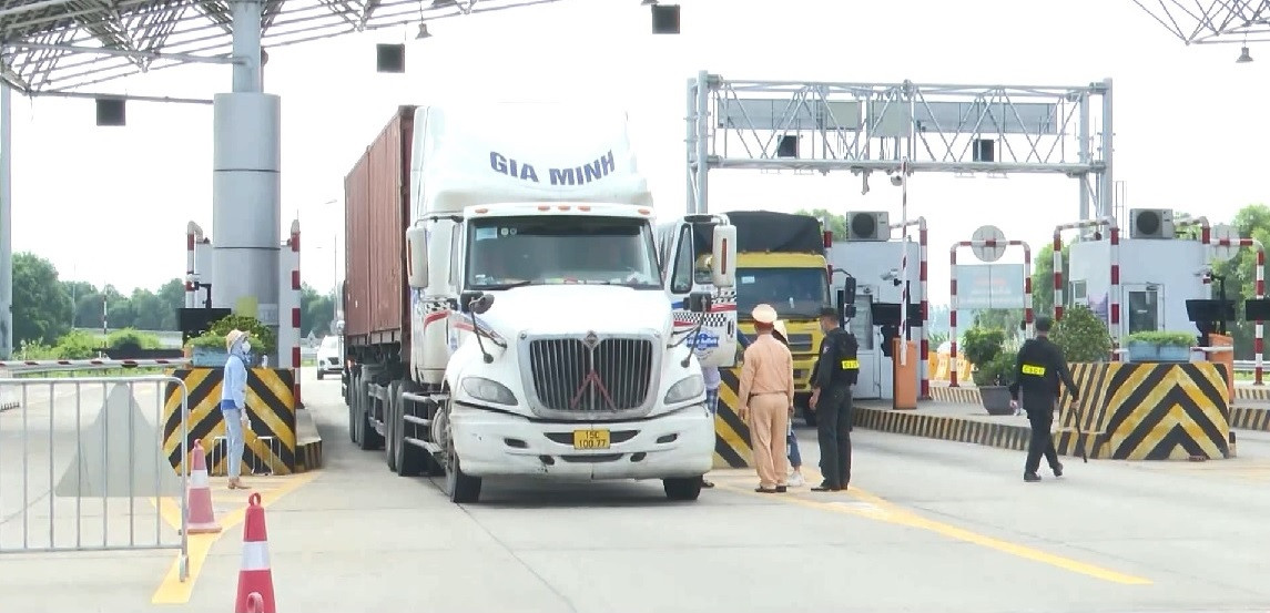 Nguoi di tu tinh, thanh pho co dich den Hai Duong cach ly tai nha nhu F2