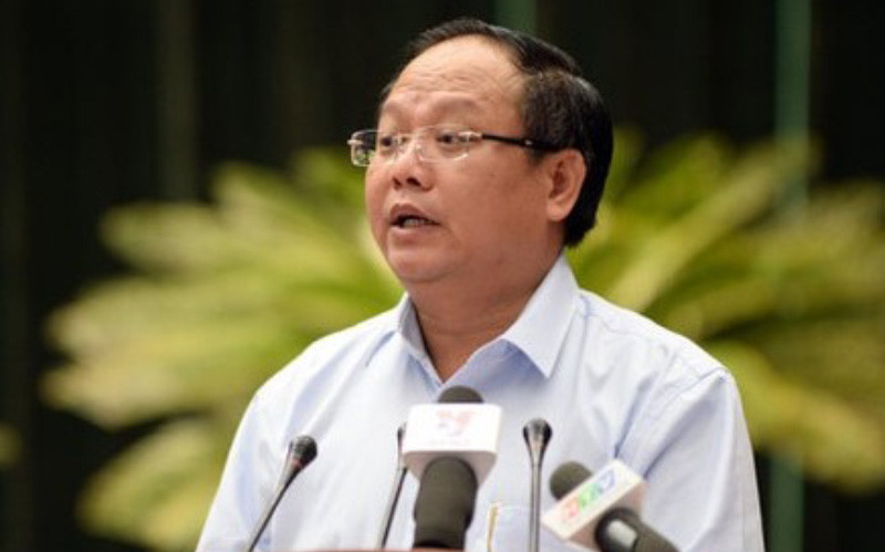 Theo đó, giai đoạn đó Thành uỷ TP.HCM đang trống chức danh Bí thư Thành ủy. Ông Tất Thành Cang với cương vị là Phó bí thư thường trực Thành ủy giữ vai trò điều hành chính. Ông Cang đã chấp thuận chủ trương cho công ty Tân Thuận chuyển nhượng khu đất không đúng quy định, không đúng thẩm quyền. Ông Tất Thành Cang thậm chí không báo cáo Thường vụ Thành ủy trước khi có quyết định chấp thuận chủ trương trên.