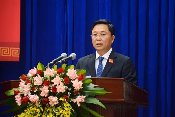 Tháng 7/2015, ông Lê Trí Thanh được bầu giữ chức Phó Chủ tịch UBND tỉnh Quảng Nam nhiệm kỳ 2011-2016, sau đó nhiệm kỳ 2016-2021. 