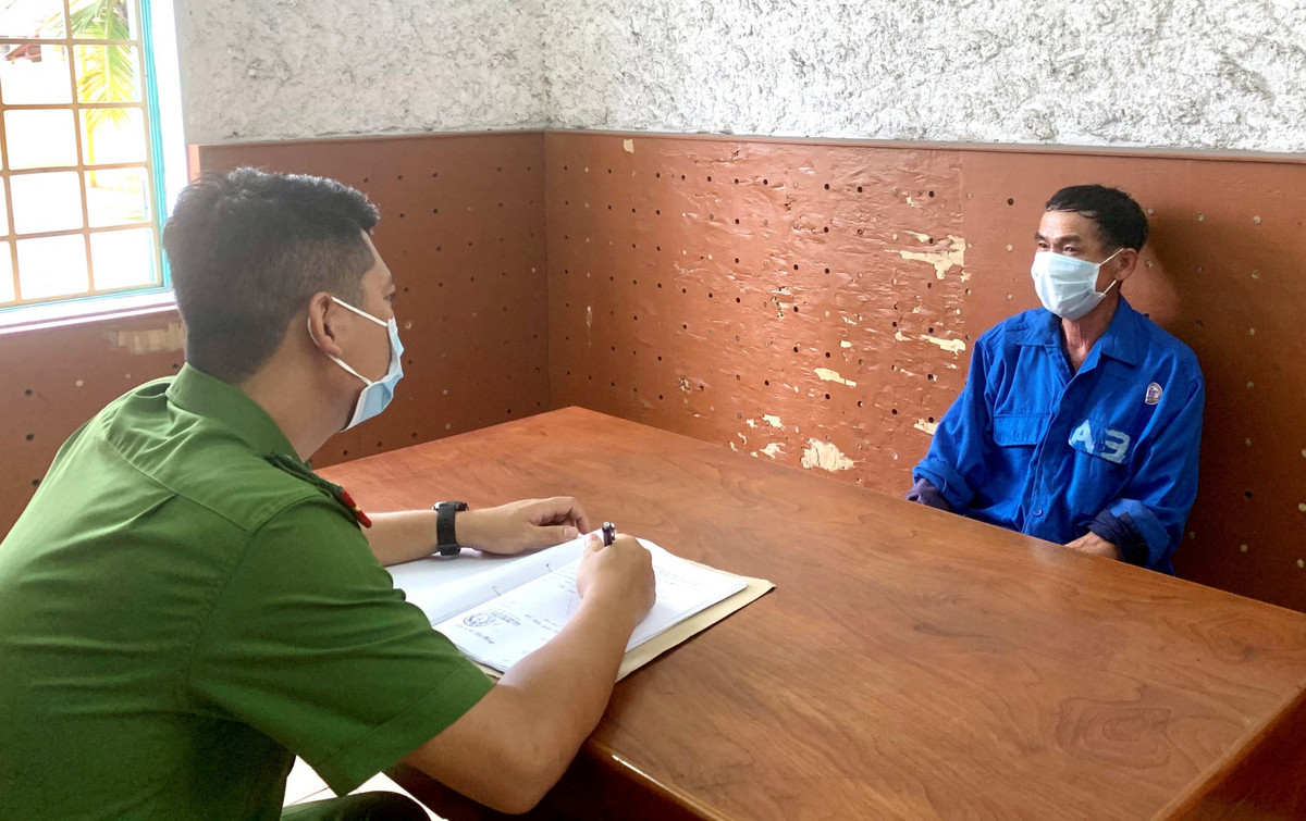 Quang Ninh: Bat doi tuong thay doi ten ho, tron na sau 34 nam