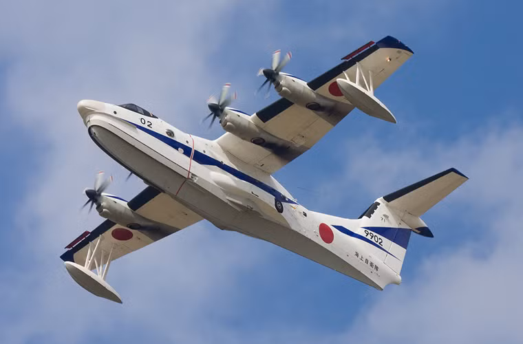 Thủy phi cơ US-2 là một trong những máy bay có khả năng hạ cánh trên mặt biển lớn nhất và tiên tiến nhất trên thế giới hiện nay do công ty Shin Maywa phát triển cho Lực lượng Phòng vệ biển Nhật Bản (JMSDF).