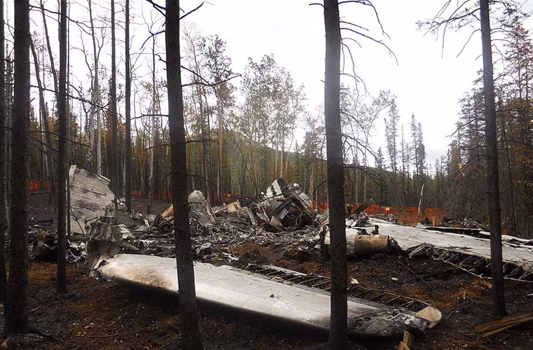 Rạng sáng ngày 16/2/1964, phi công Nguyễn Văn Ba và Lê Tiến Phước điều khiển máy bay T-28 cất cánh và bắn cháy chiếc máy bay vận tải chở biệt kích C-123 bằng hai loạt đạn 163 viên 12,7mm. Với chiến công đặc biệt này, T-28 có thể được xem là “chiến đấu cơ” đầu tiên của KQND Việt Nam, đã giành thắng lợi đầu tiên của không quân ta trên bầu trời miền Bắc.