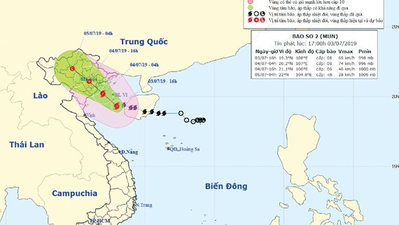  Bão số 2 - Mun: Rạng sáng 4/7, bão số 2 đã đổ bộ vào các tỉnh từ Hải Phòng đến Nam Định, gây thiệt hại về người và tài sản ở nhiều địa phương.