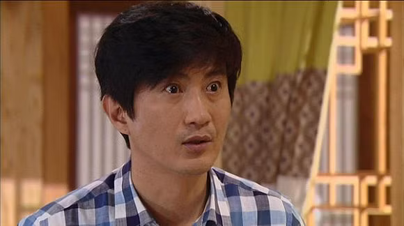 Choáng váng phát hiện sự thật vợ trẻ “đèn đỏ” cả tuần không thể tân hôn Choang vang phat hien su that vo tre “den do” ca tuan khong the tan hon