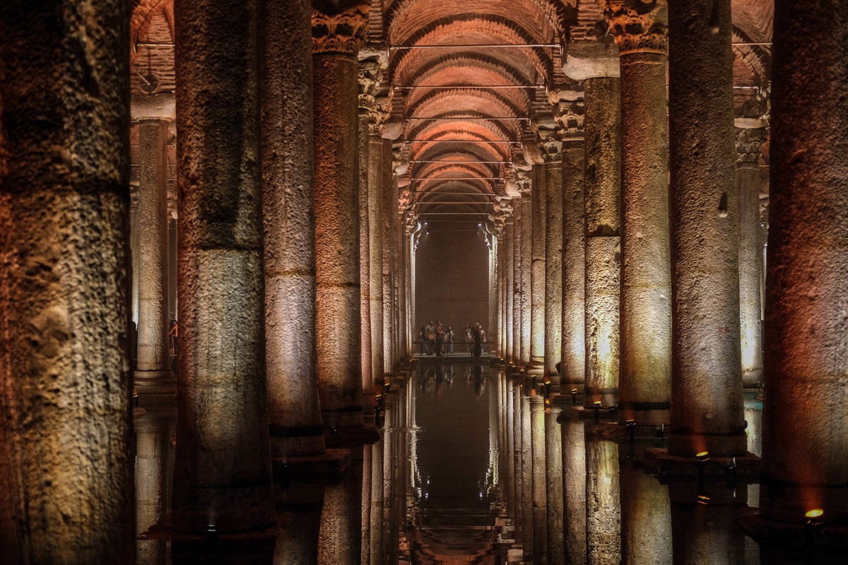 Điều này khiến nhiều người cho rằng đó chính là Medusa. Tuy nhiên, đến nay, thông tin trên vẫn chưa được các chuyên gia xác thực khi chưa tìm thấy cỗ quan tài chứa sinh vật bí ẩn đó ở Basilica Cistern, Istanbul.