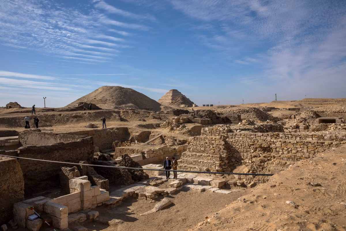 Hiện các chuyên gia nỗ lực nghiên cứu pho mát trắng mới tìm thấy với hy vọng sẽ sớm giải mã được cách người Ai Cập cổ đại tạo ra chúng cũng như lịch sử ra đời của pho mát.