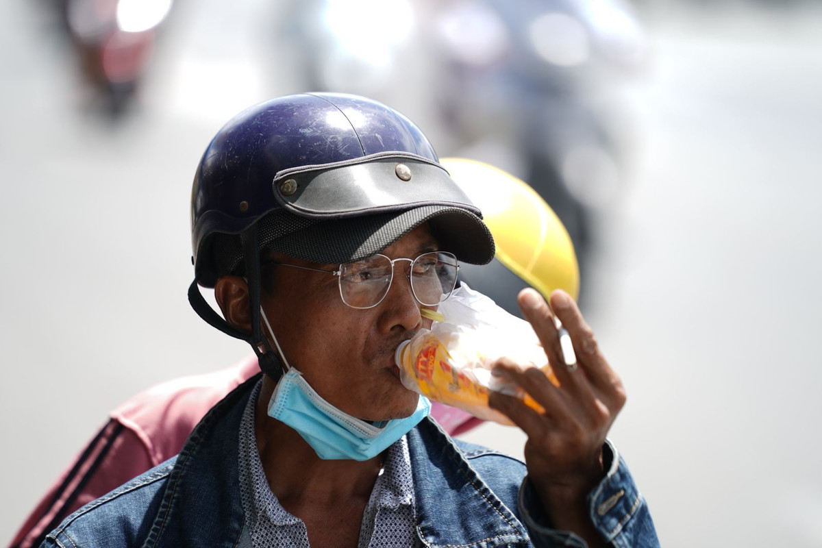 Chieu toi ngay cuoi cung cua ky nghi, nguoi dan do ve TP Ho Chi Minh-Hinh-7