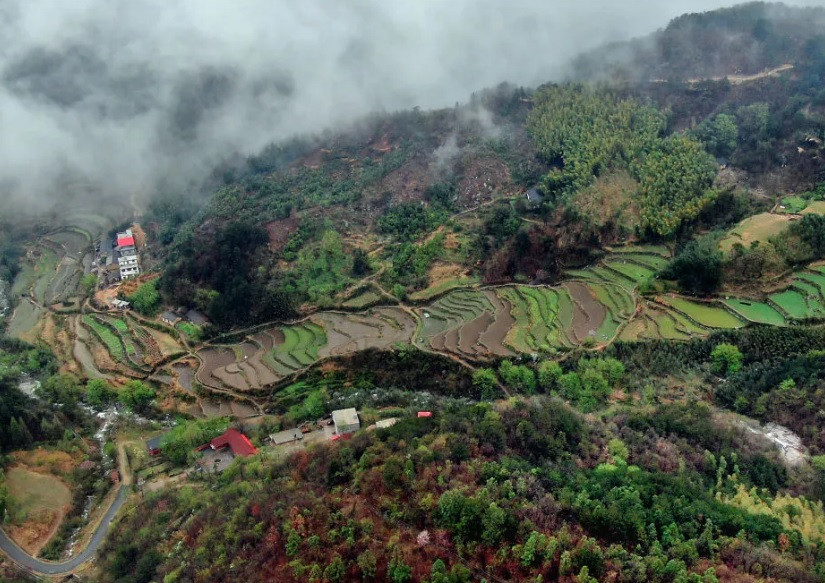 Theo các chuyên gia, đây là chiếc mặt nạ bằng vàng đầu tiên được tìm thấy từ triều đại nhà Thương (1600 trước Công nguyên - 1046 trước Công nguyên).