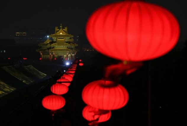 Do vậy, đây là lần đầu tiên kể từ năm 1925, bảo tàng cố cung Trung Quốc, Tử Cấm Thành mở cửa cho du khách tham quan sau 17h. Sự kiện này chỉ diễn ra trong 2 đêm duy nhất nên thu hút sự quan tâm lớn của công chúng.