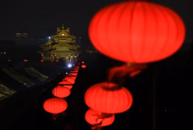 Do vậy, đây là lần đầu tiên kể từ năm 1925, bảo tàng cố cung Trung Quốc, Tử Cấm Thành mở cửa cho du khách tham quan sau 17h. Sự kiện này chỉ diễn ra trong 2 đêm duy nhất nên thu hút sự quan tâm lớn của công chúng.