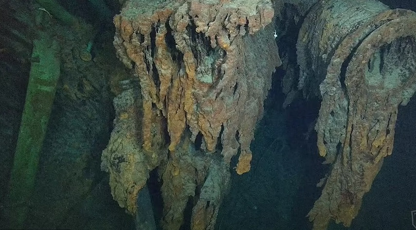 Trong số những hình ảnh mới công bố có một trong những lò hơi được phát hiện đầu tiên khi xác tàu Titanic được tìm thấy vào năm 1985. Đồng thời, những hình ảnh mới nhất về xác tàu Titanic cho thấy thời gian xác tàu đắm này tồn tại có thể không còn nhiều. Nguyên nhân là bởi trong những chuyến thám hiểm vài năm gần đây, các chuyên gia phát hiện xác tàu đang trong quá trình phân hủy khá nhanh.