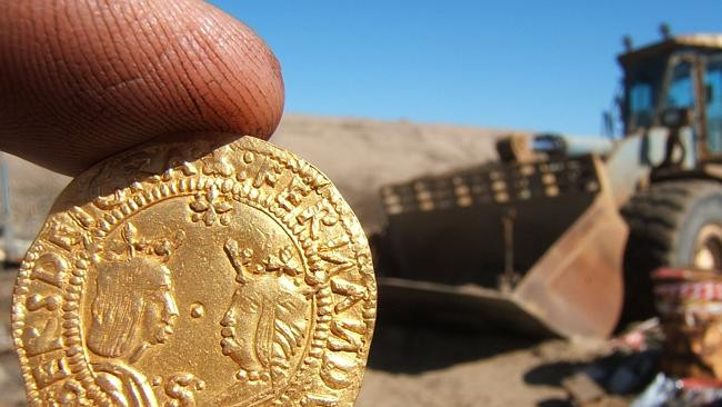 Tháng 6/2016, những người thợ đào kim cương làm việc dọc bờ biển Namibia đã vô tình tìm thấy một xác tàu đắm 500 tuổi. Sau khi kiểm tra kỹ lưỡng, các chuyên gia xác định đó là xác tàu Bom Jesus (Chúa nhân từ) của Bồ Đào Nha.