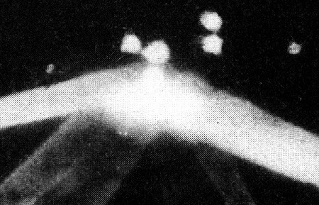 Điều này xuất phát từ việc các đơn vị quân sự Mỹ không phát hiện bất cứ dấu vết nào của kẻ địch cũng như "những máy bay" ma đã xâm nhập không phận Los Angeles rồi biến mất như thế nào.