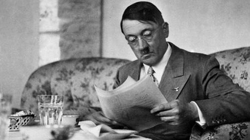 Đến ngày 4/5/1945, một đơn vị quân sự của Pháp ập vào biệt thự Berghof để khám xét, tịch thu các tài liệu, tài sản liên quan đến nhà độc tài Hitler.