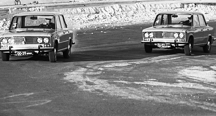 Thập niên 1970, một chiếc xe Xô viết mới, Zhyguli, đã giành chiến thắng tại các cuộc đua ô tô ở Liên Xô. Vào cuối thập niên 1980, các ông chủ “Formula 1” đã đàm phán về khả năng tổ chức cuộc đua này ở Liên Xô nhưng không tìm được điểm chung với giới chức Liên Xô./.