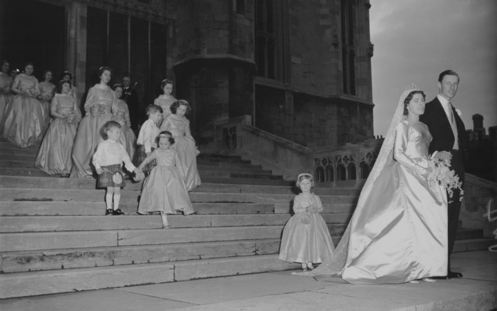 Đám cưới cháu gái Nữ hoàng Anh Elizabeth Anne Abel Smith và chính trị gia người Scotland David Liddel-Grainger ngày 14/12/1957.