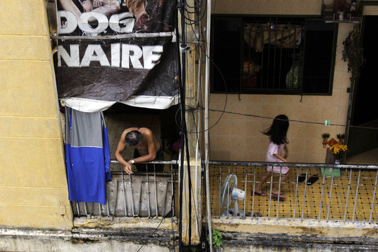 Năm 2006, UBND TPHCM chủ trương đầu tư khu căn hộ và trung tâm thương mại tại chung cư Cô Giang với quy mô 1,4 ha gồm 30 tầng, 1.092 căn hộ. Trong đó, gần 300 căn phục vụ cho tái định cư tại chỗ. Tổng chi phí bồi thường được phê duyệt hơn 1.500 tỉ đồng. Ảnh: NLĐ.