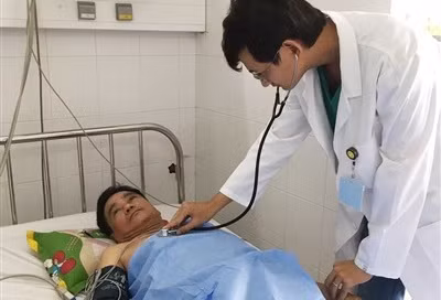 Bệnh viện ĐK Cần Thơ cứu sống bệnh nhân Singapore nhồi máu cơ tim cấp Benh vien DK Can Tho cuu song benh nhan Singapore nhoi mau co tim cap