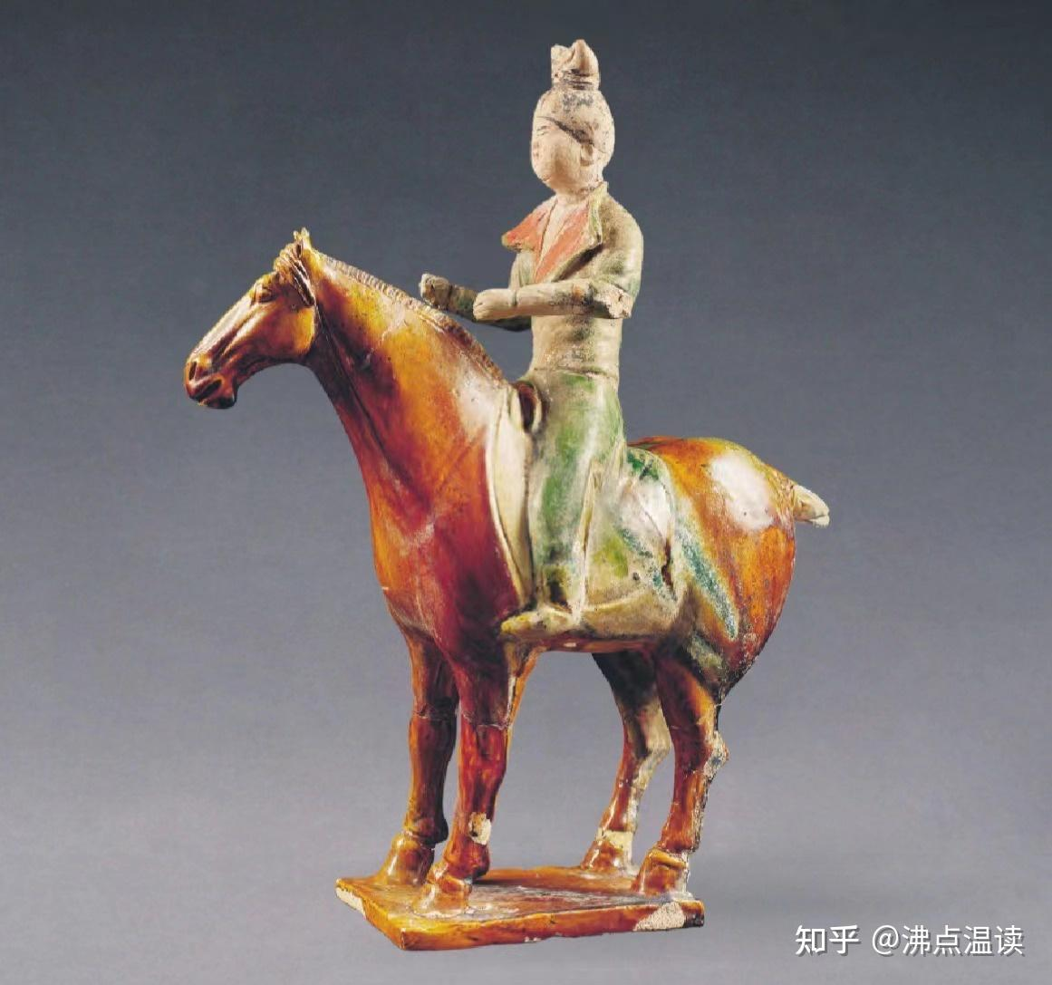 Đường Tam Thể từng được xuất khẩu sang nhiều nước qua con đường tơ lụa, trở thành biểu tượng nghệ thuật thời Đường. (Ảnh: zhuanlan)