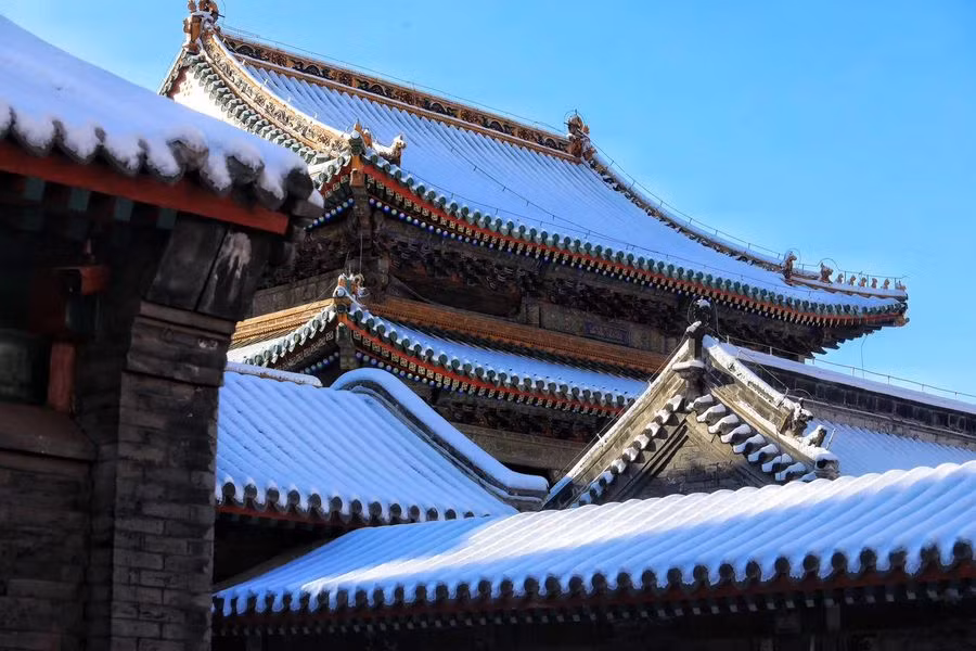 Nếu muốn chiêm ngưỡng toàn bộ kho báu này, hậu thế sẽ phải mất đến 180 năm để xem hết từng món một.