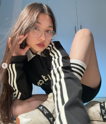 Cô vẫn kiên định với lựa chọn phát triển sự nghiệp bằng nội dung hút view, khiến cộng đồng phản ứng đa chiều. (Ảnh: IGNV)