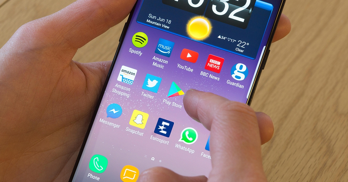 Theo báo cáo mới nhất của công ty an ninh mạng Cyfirma, lượt tải xuống các ứng dụng SpyLoan tăng nhanh chóng, từ 50.000 lên 100.000 chỉ trong một tuần.(Ảnh: Dark Reading)