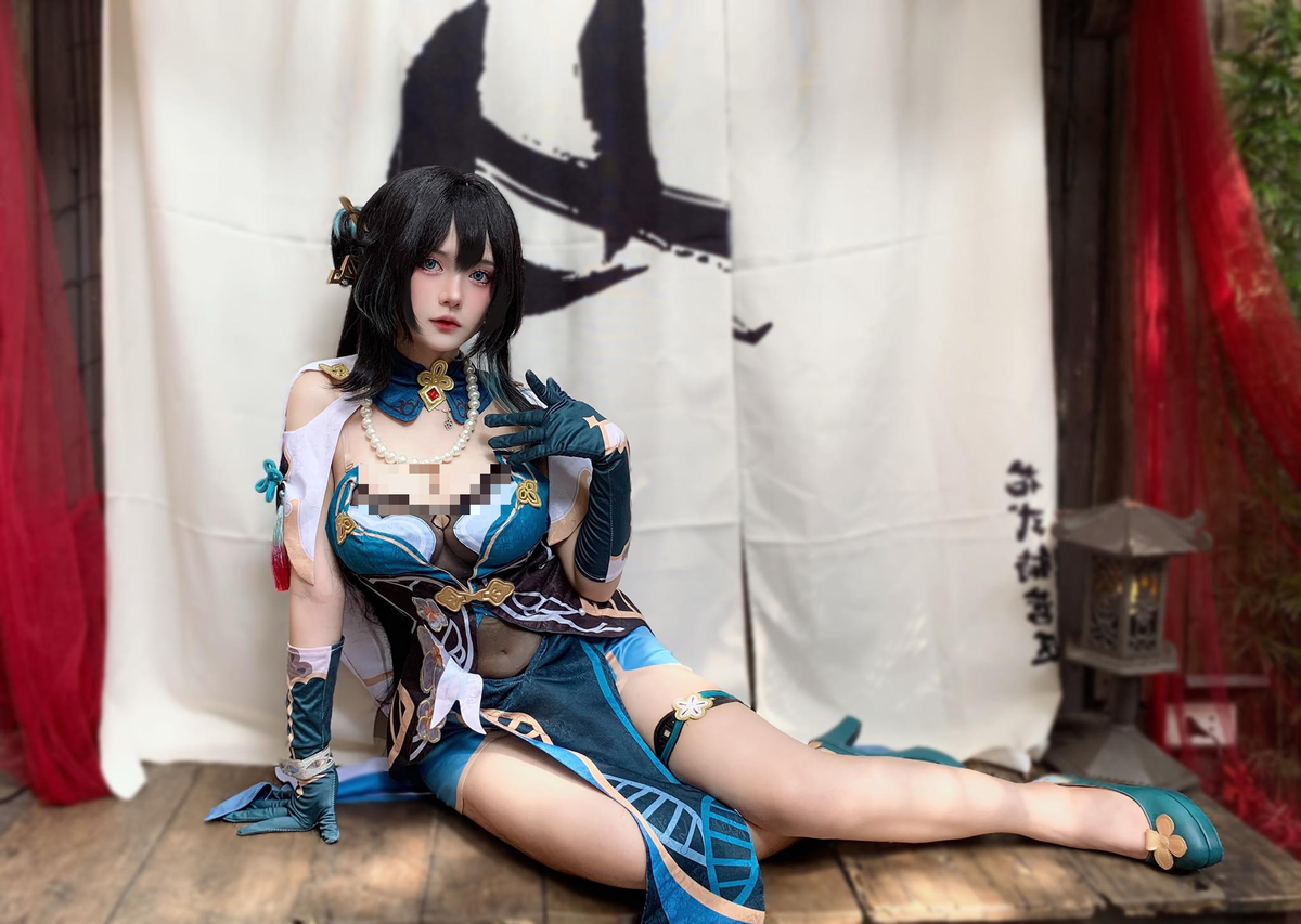 Cigw Pols là một nữ coser nổi tiếng tại Việt Nam với phong cách cosplay quyến rũ, táo bạo và được đầu tư kỹ lưỡng từ trang phục đến hình thể. (Ảnh: FBNV)