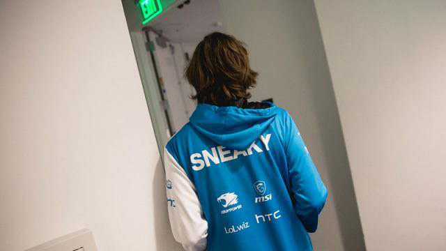 Sneaky (tên thật Zachary Scuderi) chính thức giải nghệ khỏi LMHT chuyên nghiệp vào tháng 1/2020 sau 7 năm thi đấu cho Cloud9. (Ảnh: Tri thức trẻ)