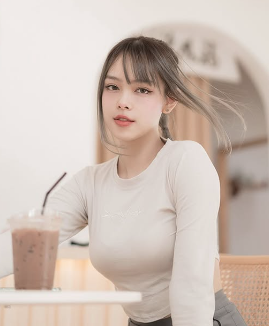 Dù gây tranh cãi, cách chơi game này đã giúp Demiumiu thu hút sự chú ý lớn từ cả game thủ và người không chơi game. (Ảnh: IGNV)