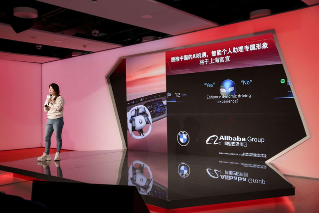 Các tập đoàn lớn như Alibaba, Baidu và Tencent liên tục tung ra AI miễn phí, cho phép tải xuống, chỉnh sửa và sử dụng mà không mất phí. (Ảnh: markettimes)