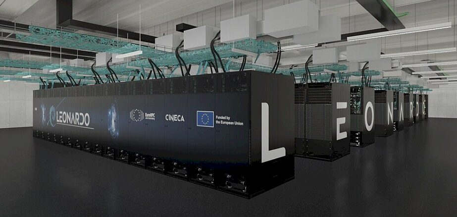 4. Leonardo (Italy) - Đạt 238,7 petaflop, sử dụng chip Intel và Nvidia, chi phí xây dựng 240 triệu USD.(Ảnh: The Next Platform)