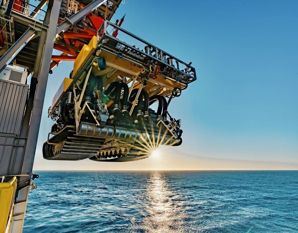 Khai thác biển sâu có thể phá hủy lớp trầm tích đáy biển, ảnh hưởng đến vi sinh vật và sinh vật biển sâu, cần hàng chục năm để phục hồi. (Ảnh: Metal Tech News)