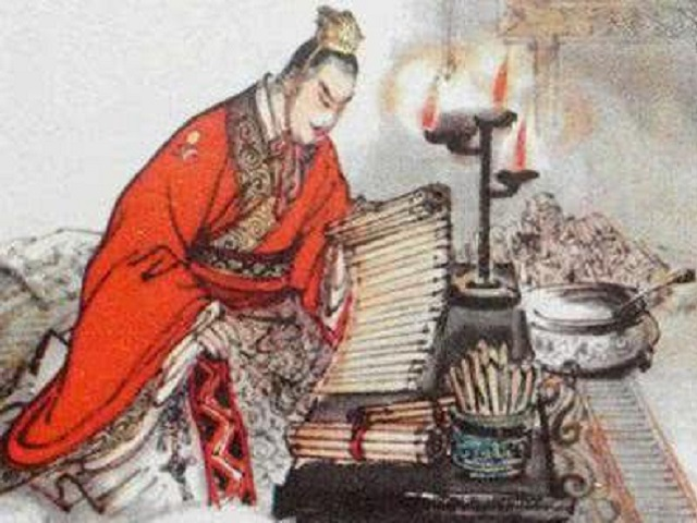 Các chuyên gia xác nhận chiếc gương thuộc thời Tây Hán và có thể liên quan đến Vương Mãng, người đầu tiên sử dụng hai chữ "Trung Quốc".(Ảnh: Dân việt)