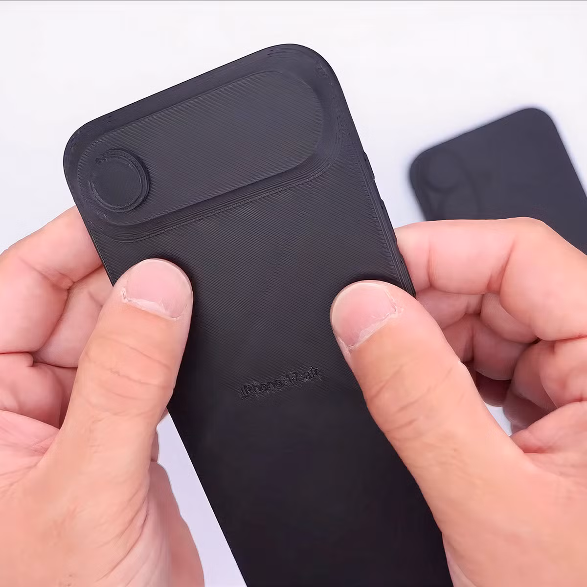 Cộng đồng công nghệ đang chờ đợi xem Apple sẽ chính thức công bố gì về iPhone 17 trong tương lai gần. (Ảnh: TechEBlog)