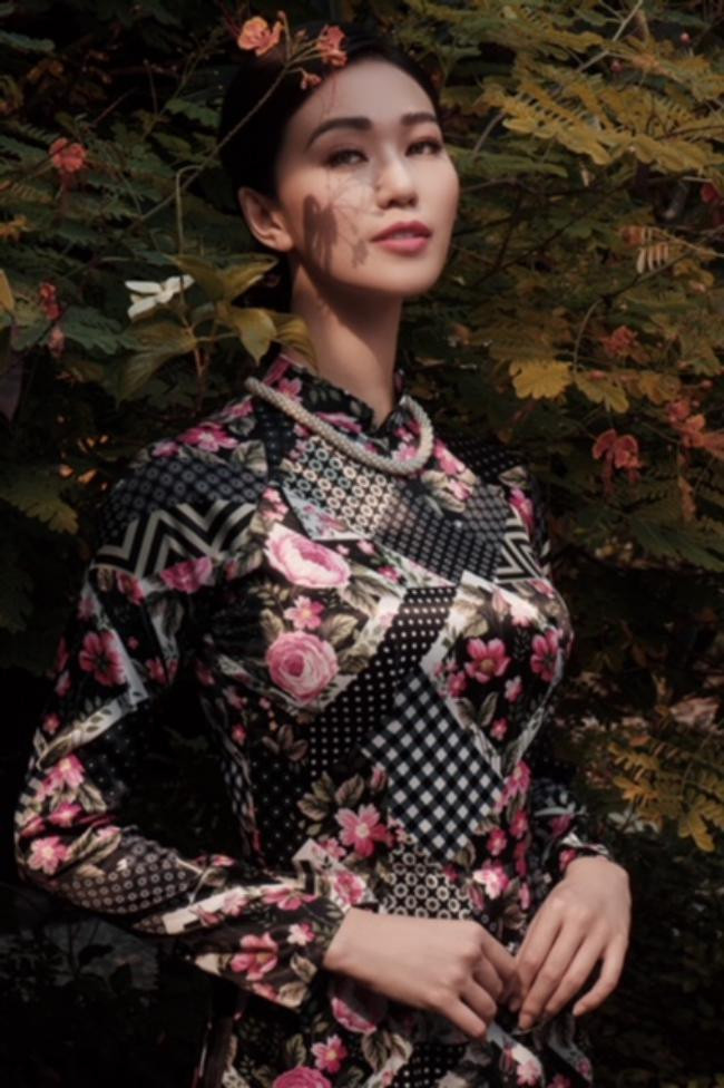 Thời gian gần đây, vai diễn Hồng Trà trong bộ phim truyền hình Mỹ nhân Sài Thành do Khánh My đảm nhận cũng đang nhận được những hiệu ứng tích cực từ khán giả. Theo Khánh My, vai diễn trong phim và bản thân cô có nhiều điểm giống nhau, đều là những cô gái mê kinh doanh, thích tự lập, sống không cần dựa dẫm đàn ông vẫn gây dựng một sự nghiệp cho riêng mình.