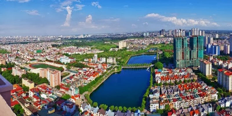 Cảnh sát PCCC Hà Nội vừa công bố danh sách 91 công trình cao tầng cần khắc phục các tồn tại và vi phạm về PCCC (tính đến thời điểm cuối tháng 5/2018), nhằm ngăn ngừa tai nạn cháy nổ, đảm bảo cuộc sống cho cư dân. Trong danh sách này, Tổng Công ty Phát triển nhà và Đô thị HUD sở hữu rất nhiều chung cư cao tầng vi phạm PCCC. Ảnh: http://bhi.vn.