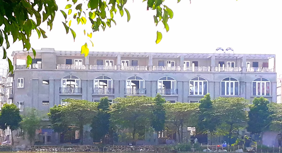 Một phần dự án Eden Rose.