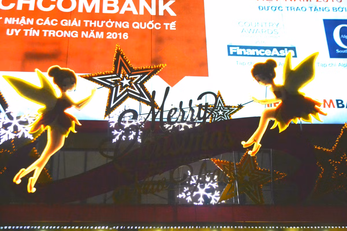 Khung cảnh tuyệt đẹp ở TTTM Vincom Bà Triệu.