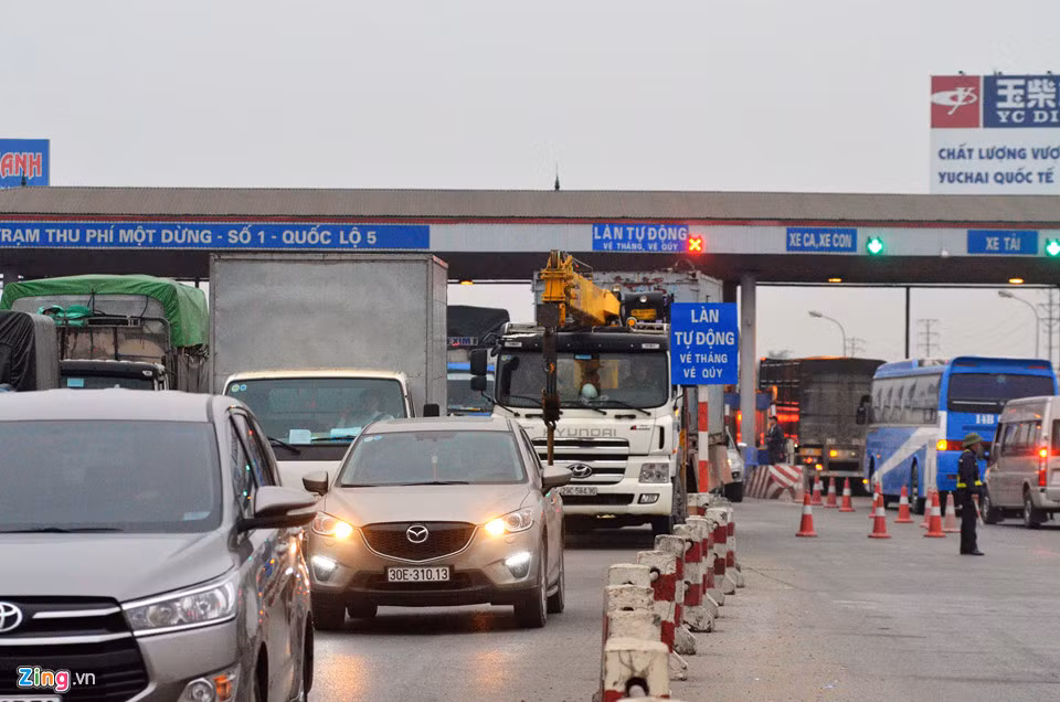 Quốc lộ 5 chiều Hải Phòng đi Hà Nội có lúc ùn ứ nhưng chủ đầu tư không xả trạm.