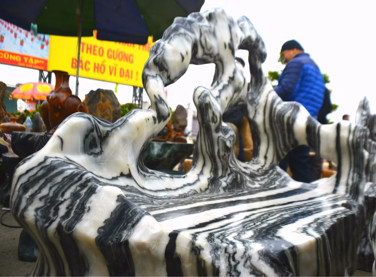 Đây là loại đá mang vẻ đẹp đặc trưng riêng, rất cuốn hút và có độ bền cao.