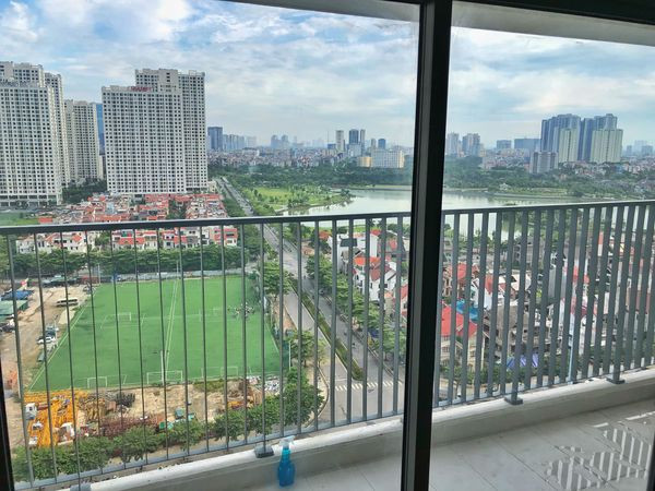 Ba Duy - Nam Thuong tu hao khoe nha moi tau 